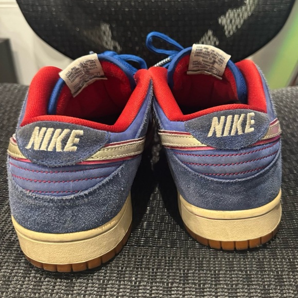 Nike SB Dunk Low Eric Koston
Size 10.5 used. No box. - Picture 4 of 7